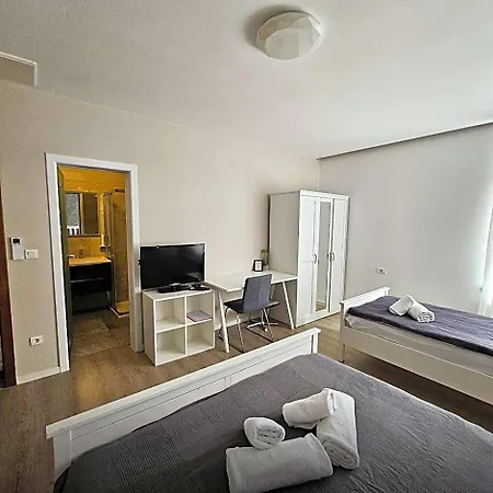 Morea Hotel 3*