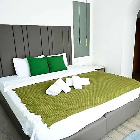 Morea Hotel 3*